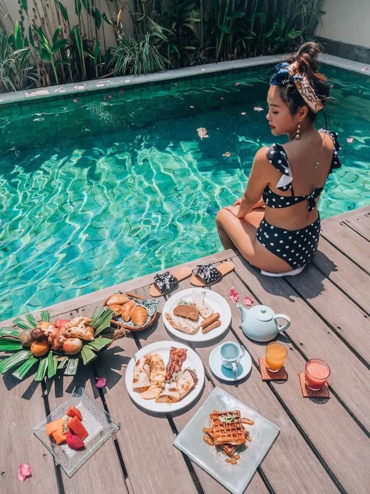 Room service - dining