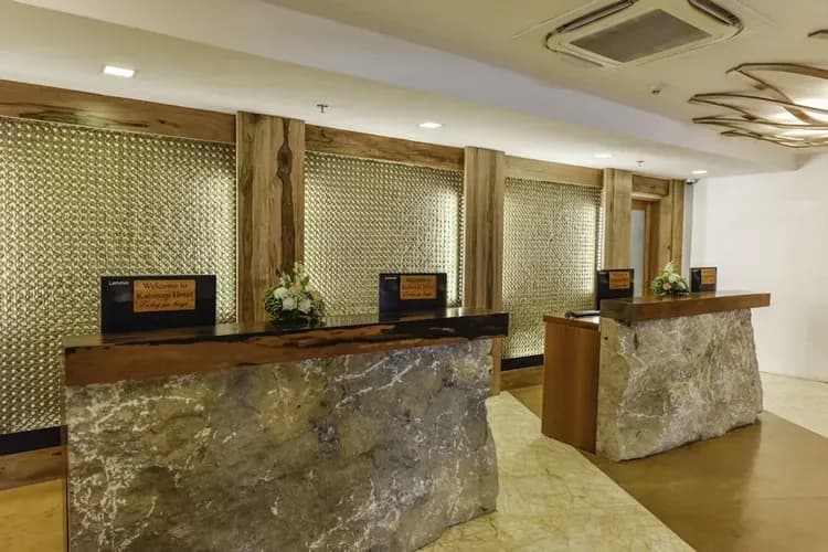 Check-in/check-out kiosk