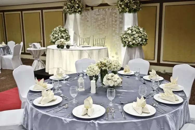 Banquet hall