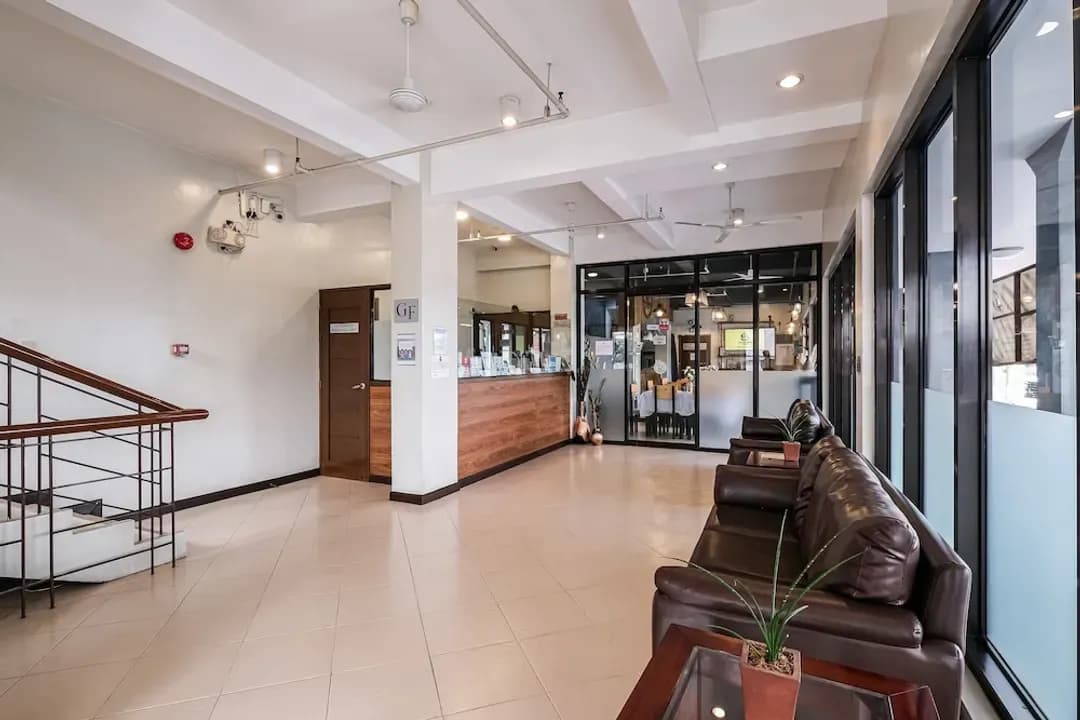 Metro Manila-Governor Forbes Inn - Manila City Center