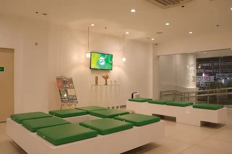 Lobby sitting area