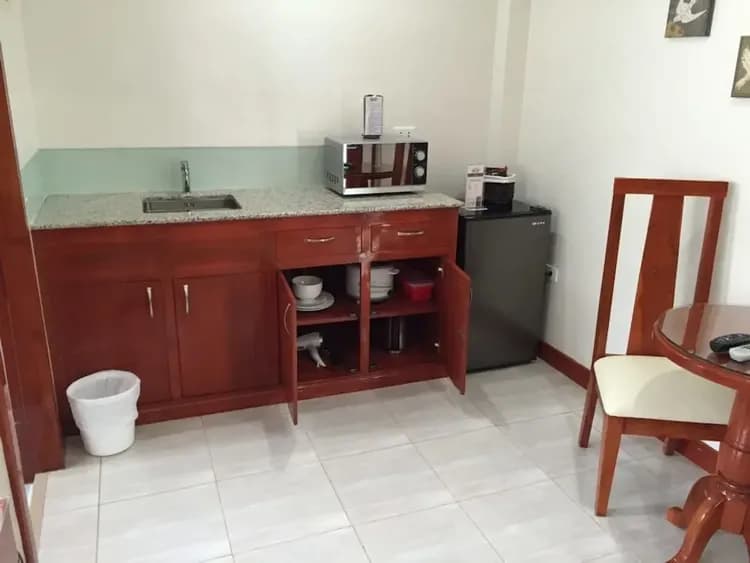 Private kitchenette