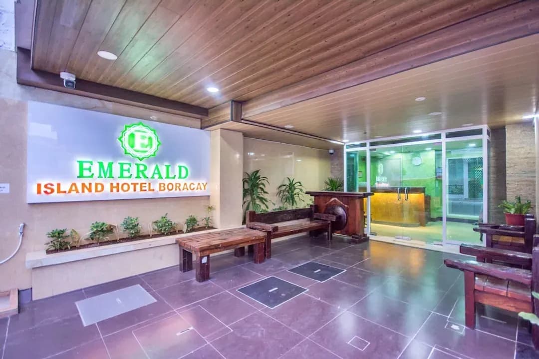 阿克蘭省-Emerald Island Hotel