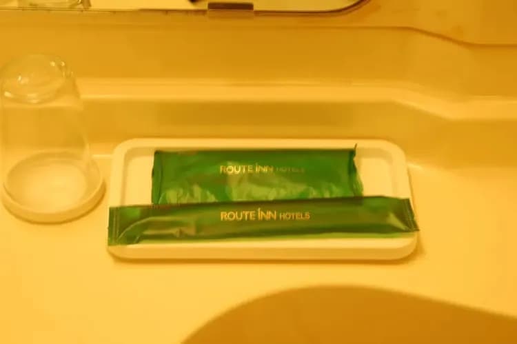 Bathroom amenities
