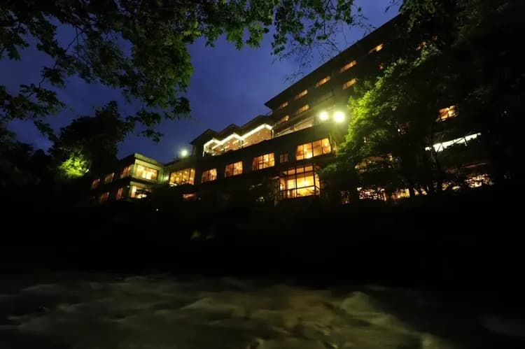 Front of property - evening/night