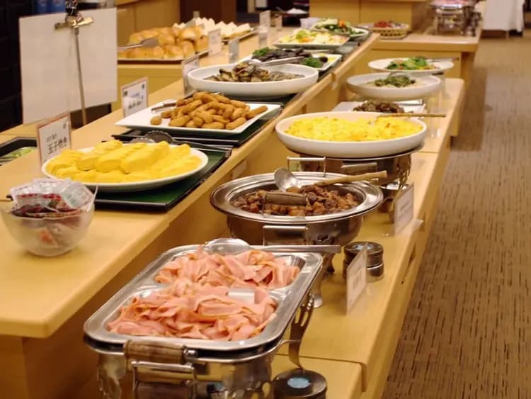 Breakfast buffet