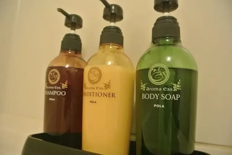 Bathroom amenities