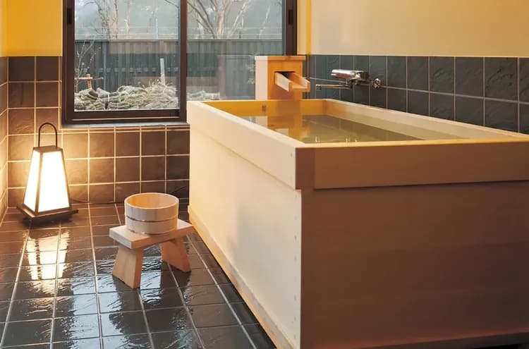 Deep soaking bathtub