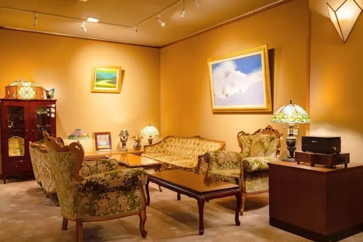 Lobby sitting area