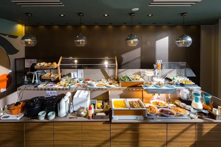 Breakfast buffet