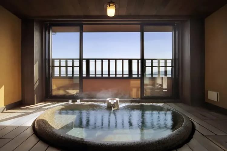 Deep soaking bathtub