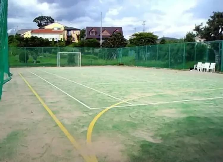 Tennis court