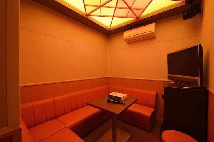 Karaoke room