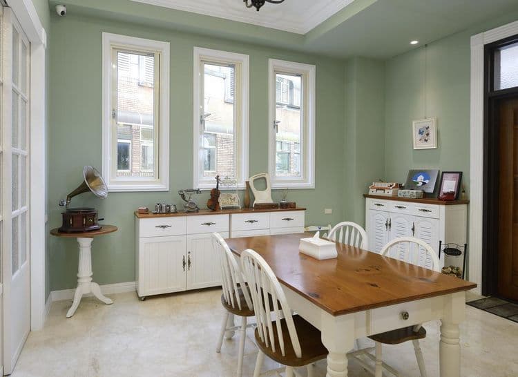 Dancing Butterfly Family Inn-8