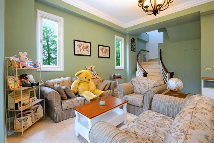 溫馨而明亮的大廳