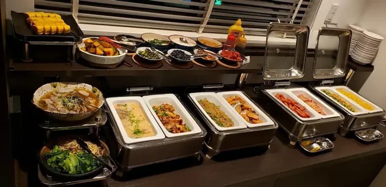 Breakfast buffet