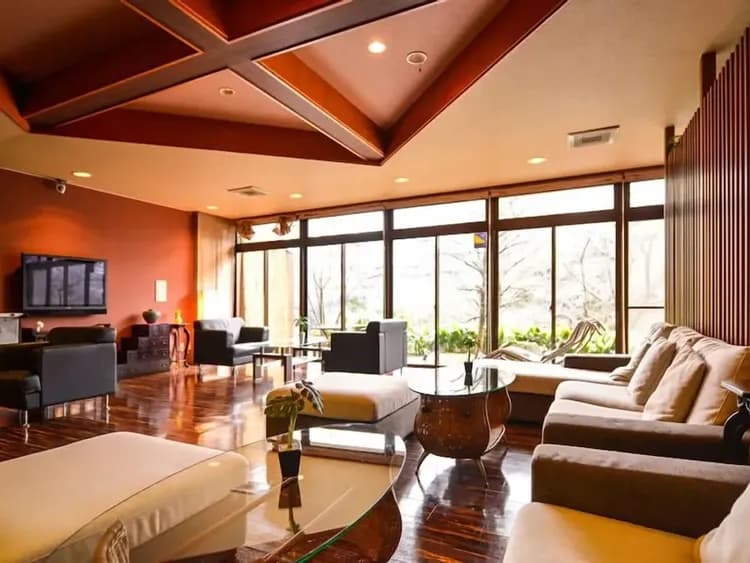 Check-in/check-out kiosk