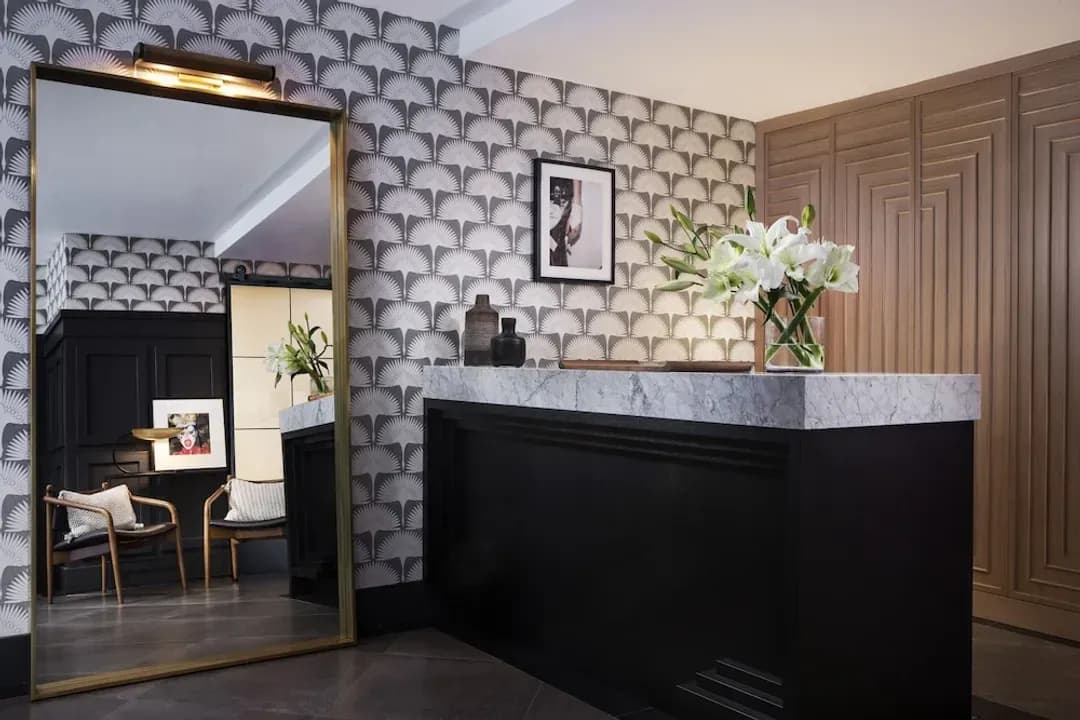 뉴욕 씨띠-레드포드 호텔