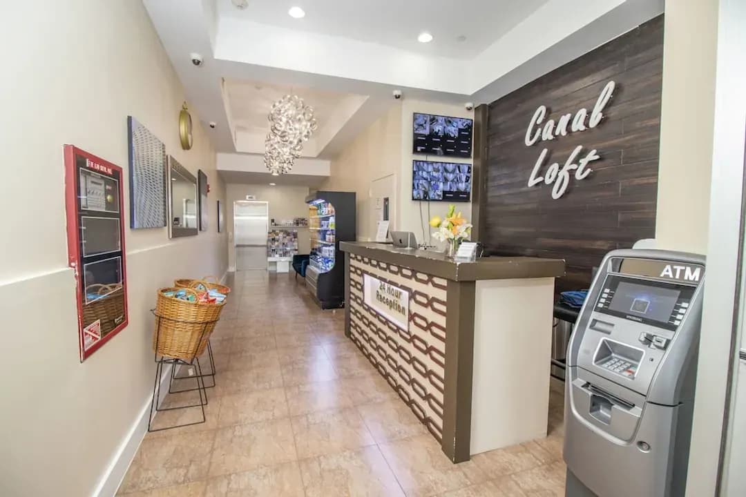 뉴욕 씨띠-커낼 로프트 호텔