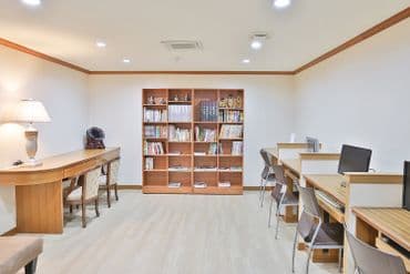 閱覽與電腦商務中心