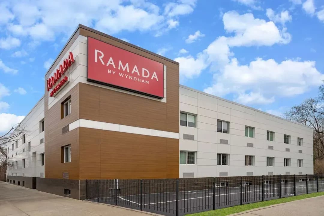 New York City-Ramada by Wyndham Bronx
