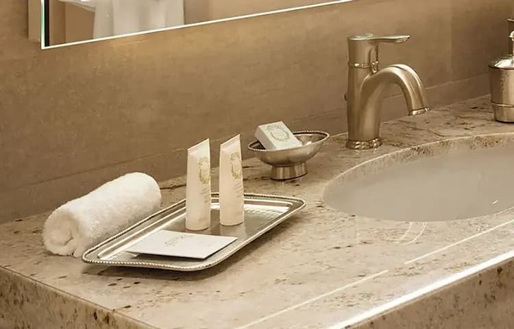 Bathroom amenities