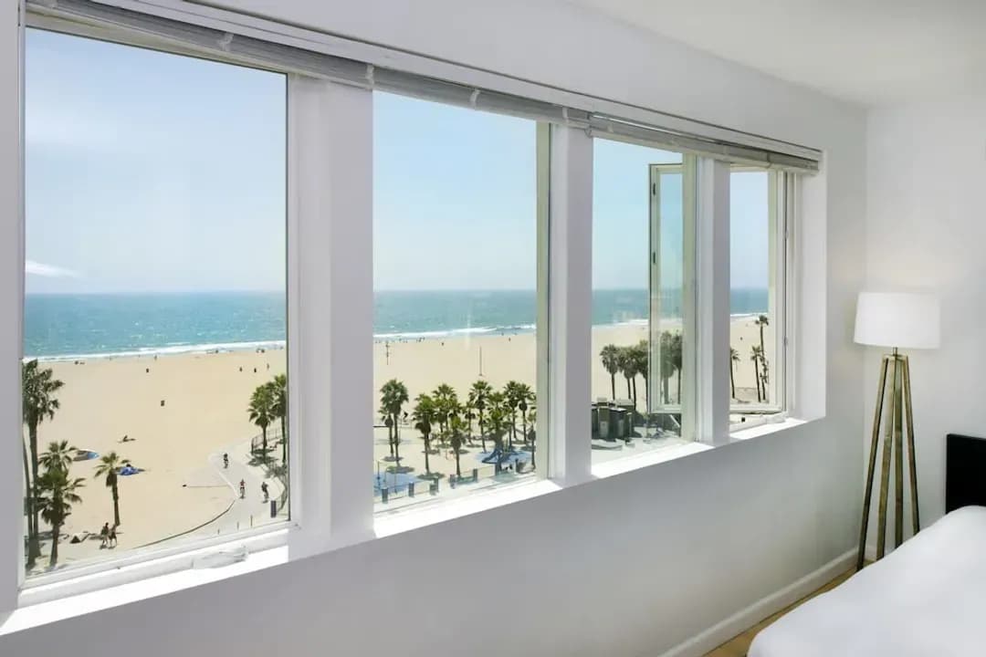 ロサンゼルス郡-エア イン ヴェニス