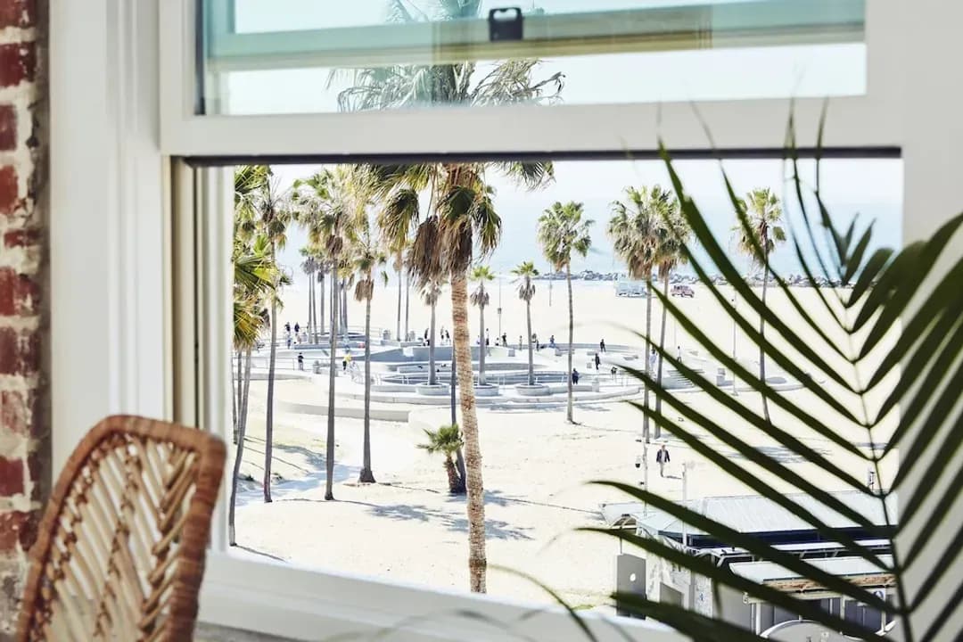 Los Angeles County-Venice V Hotel