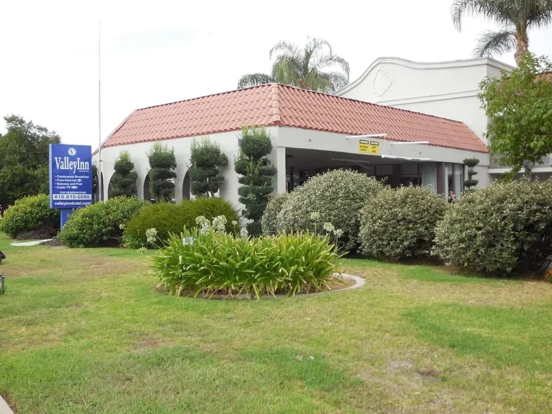 Los Angeles County-Valley Inn