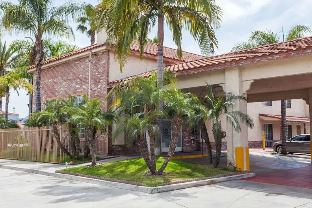 洛杉磯郡-索斯蓋特溫德姆戴斯套房酒店