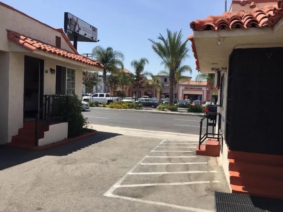 Los Angeles County-World Motel