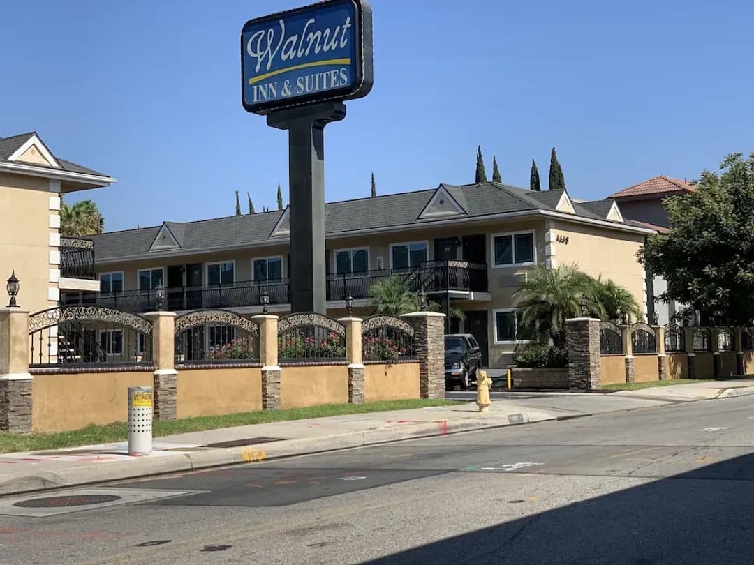 Los Angeles County-Walnut Inn & Suites West Covina