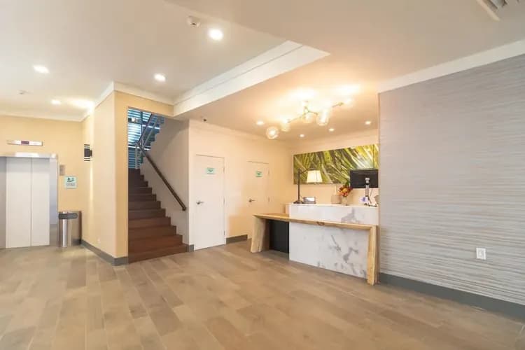 Check-in/check-out kiosk