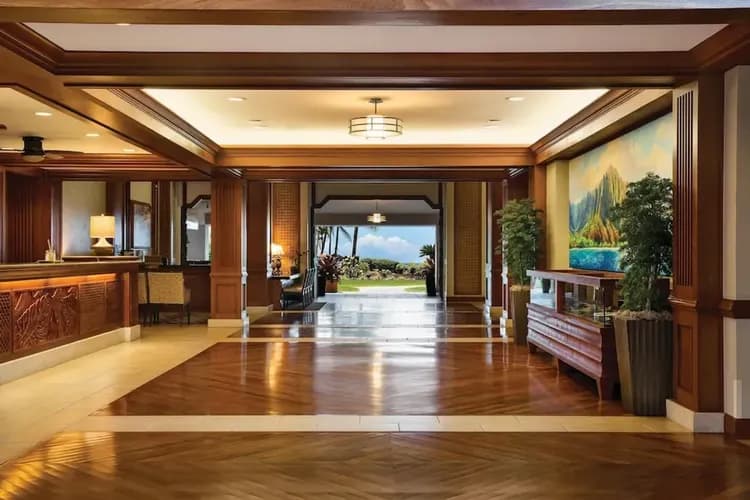 Lobby lounge