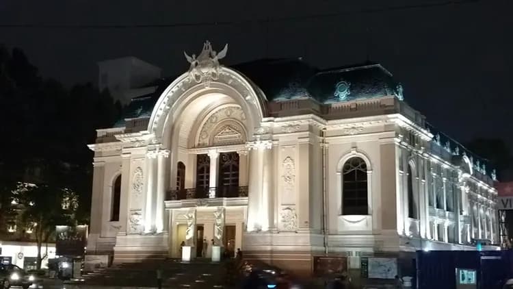 越南旅遊｜【胡志明五星5日】胡志明漫遊、夜遊西貢河、美托湄公河生態、美奈ＡＴＶ吉普車遊紅白沙丘(含簽證)-14