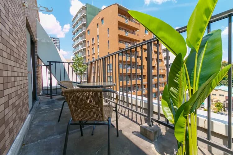 CLASSY 夕陽之丘｜日本橋站步行10分/黑門市場步行3分-1