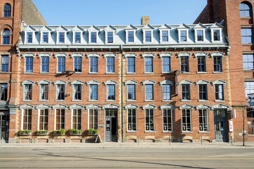 安大略省-貝里蒂常青藤旅店