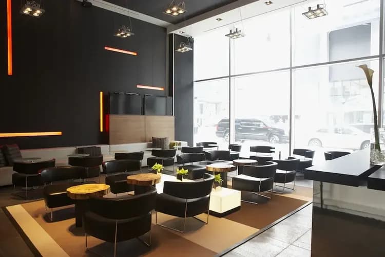 Lobby lounge