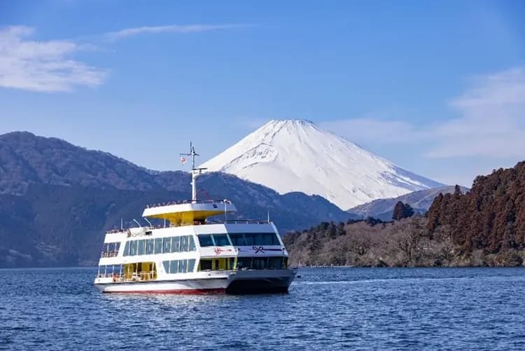 【ITF旅展優惠冬季東京】戲雪趣富士山、箱根神社、箱根遊船、忍野八海、江之島、迪士尼、螃蟹溫泉美食、五日