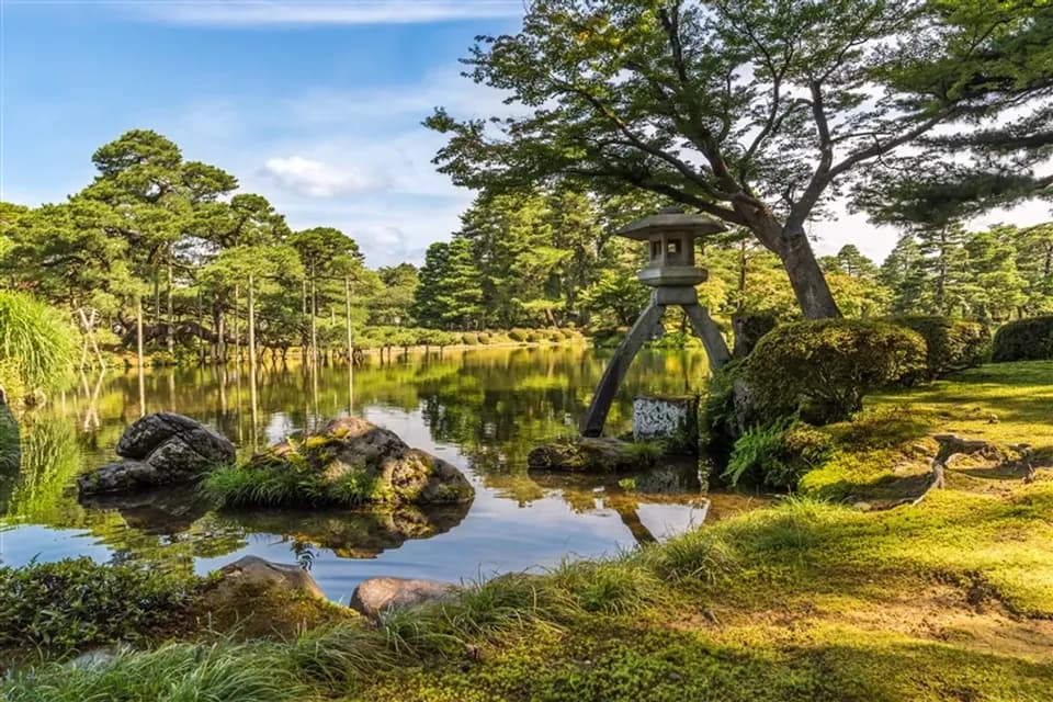 【立山黑部雪牆、鬱金香雙絕景】五星之宿金太郎、上高地、合掌村、兼六園、甜蝦吃到飽、outlet、保住名古屋萬怡、雙溫泉、五日-2