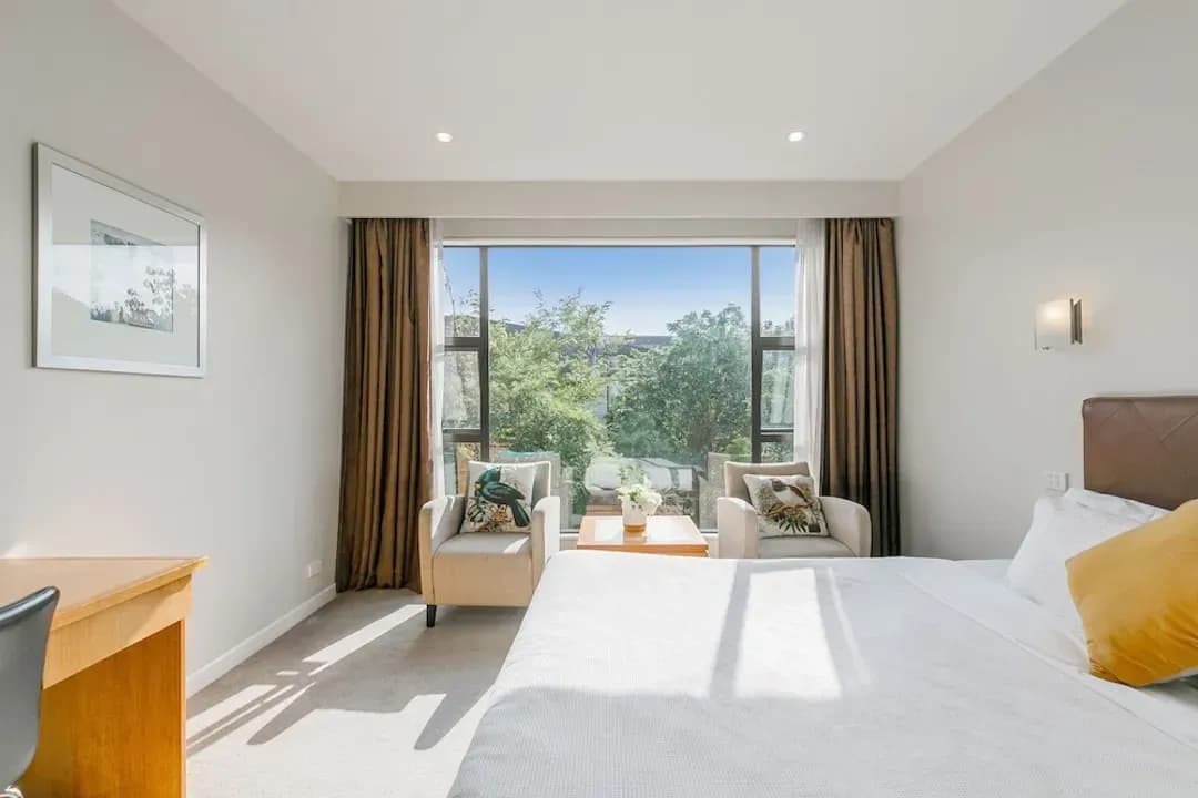 Auckland District-Boulevard Hotel