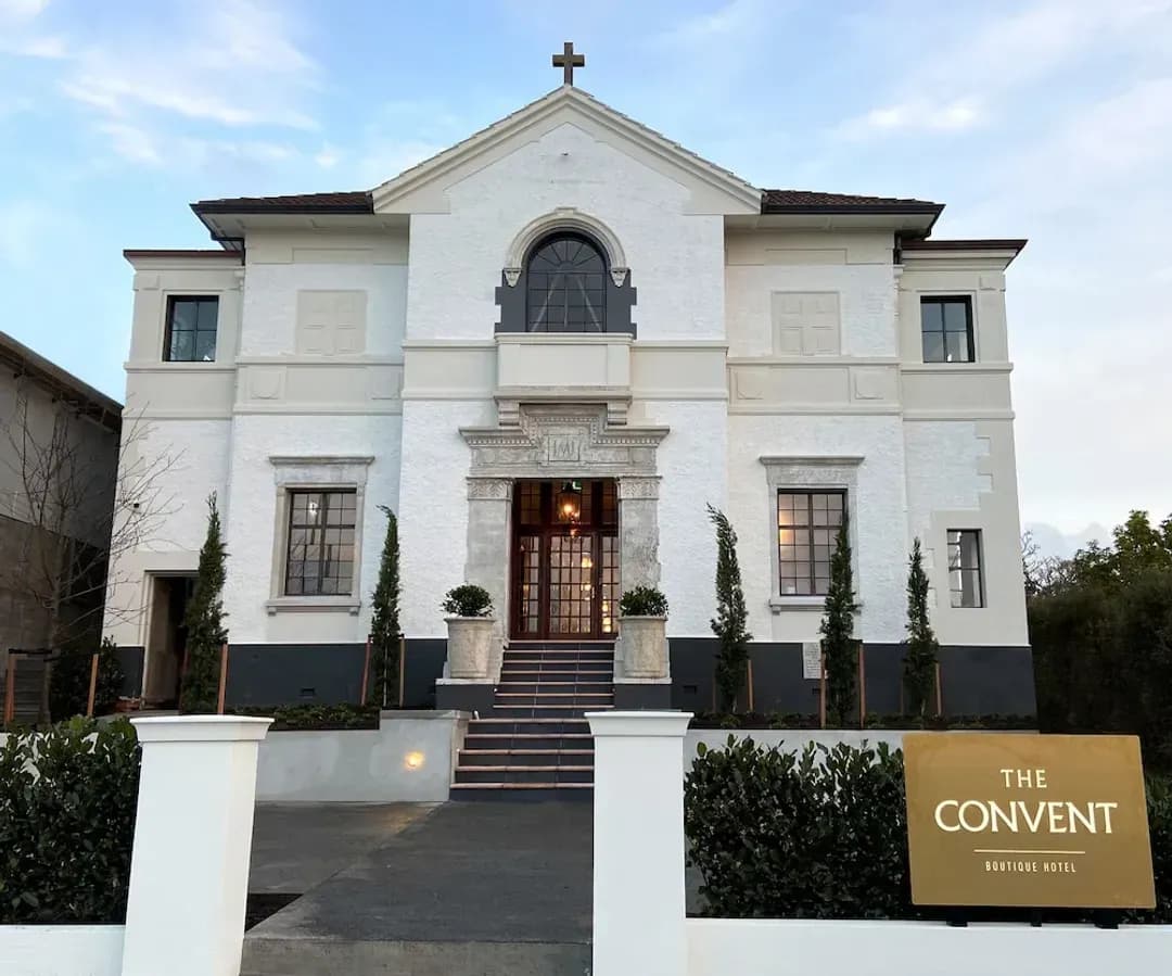 Auckland District-The Convent Hotel