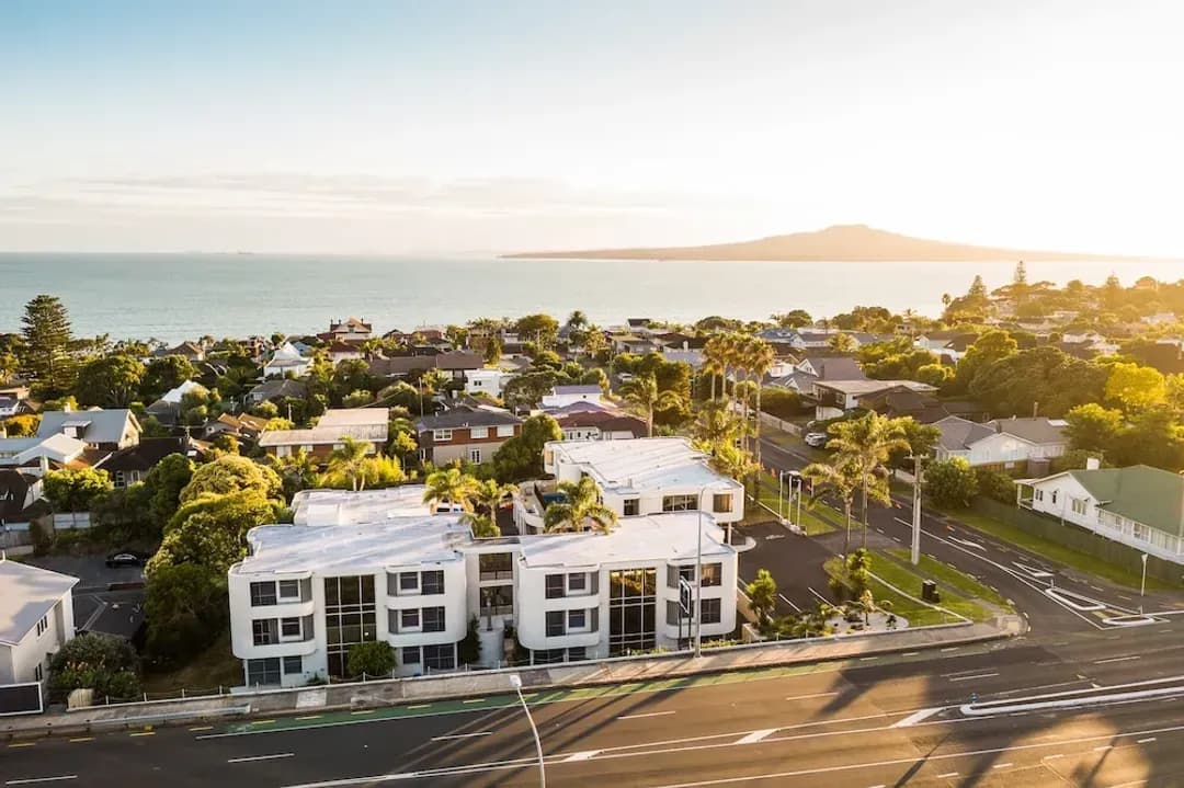 オークランド地区-カーンモア ホテル タカプナ