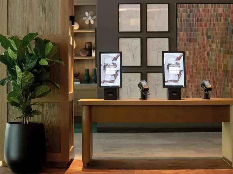 Check-in/check-out kiosk