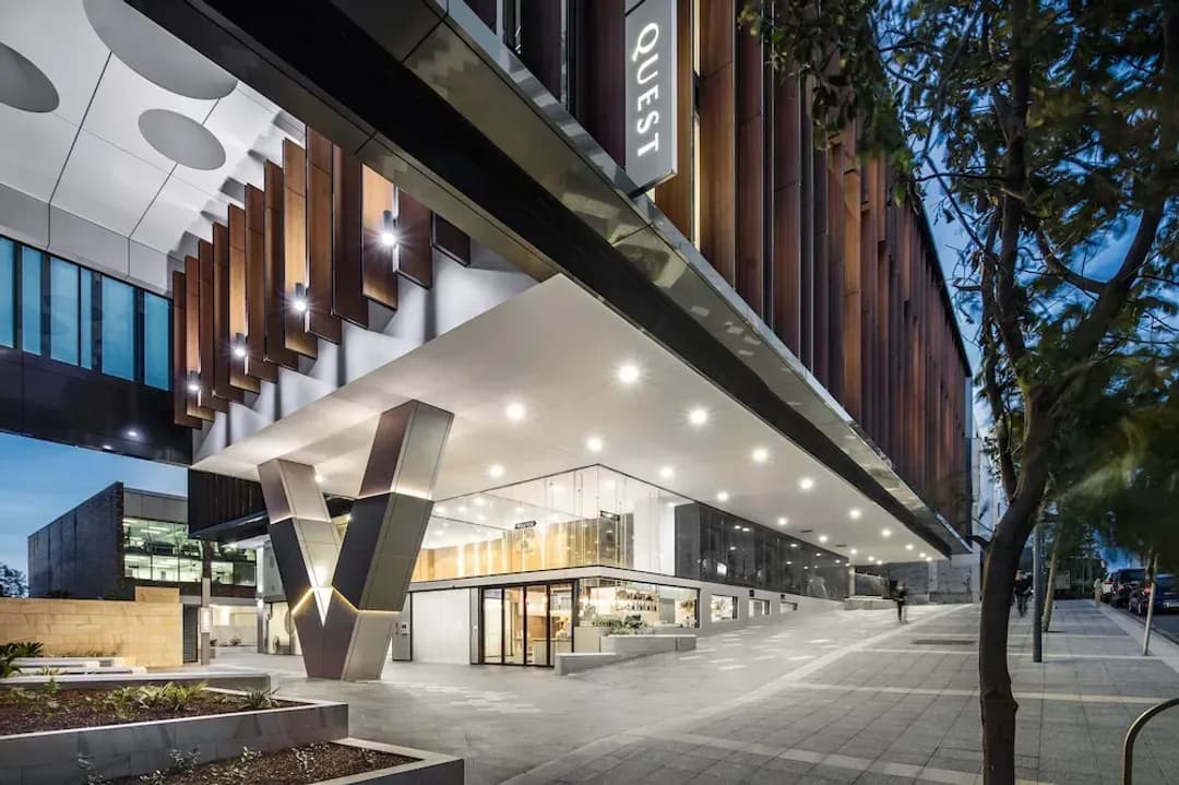 광역 시드니 지역-퀘스트 세인트 레오나르드