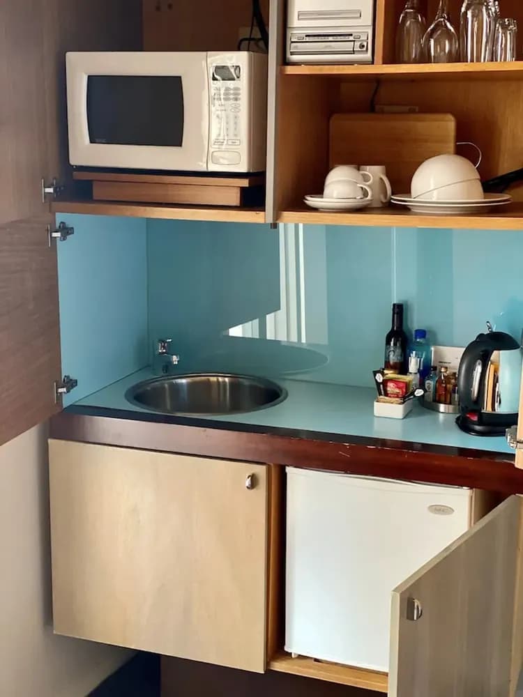 Private kitchenette