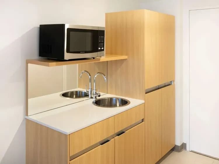 Private kitchenette