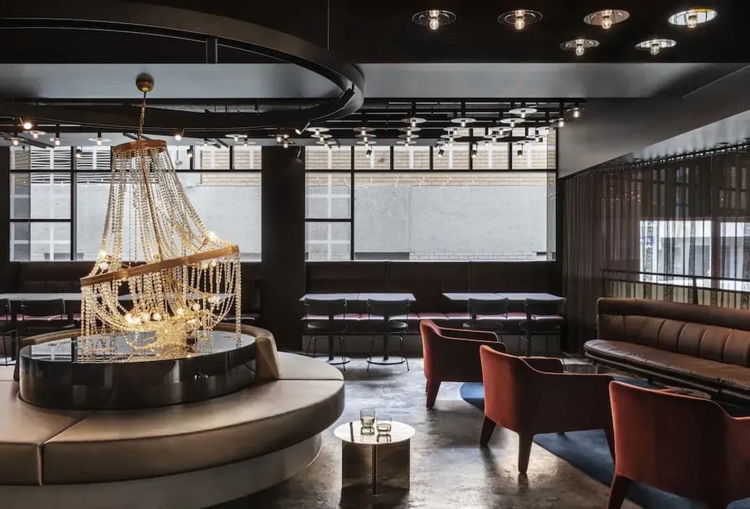 멜버른 지구-랜스모어 크로슬리 세인트 멜버