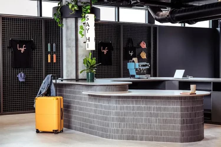 Check-in/check-out kiosk