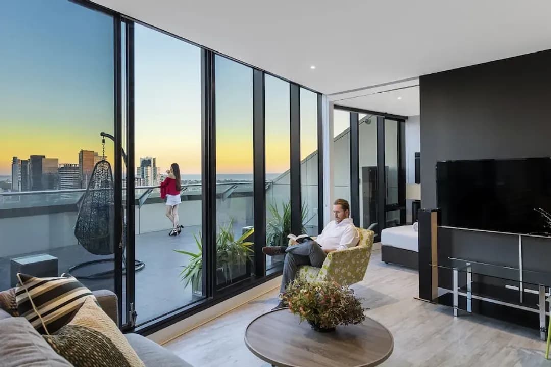 Melbourne District-Aura on Flinders Serviced Apartments